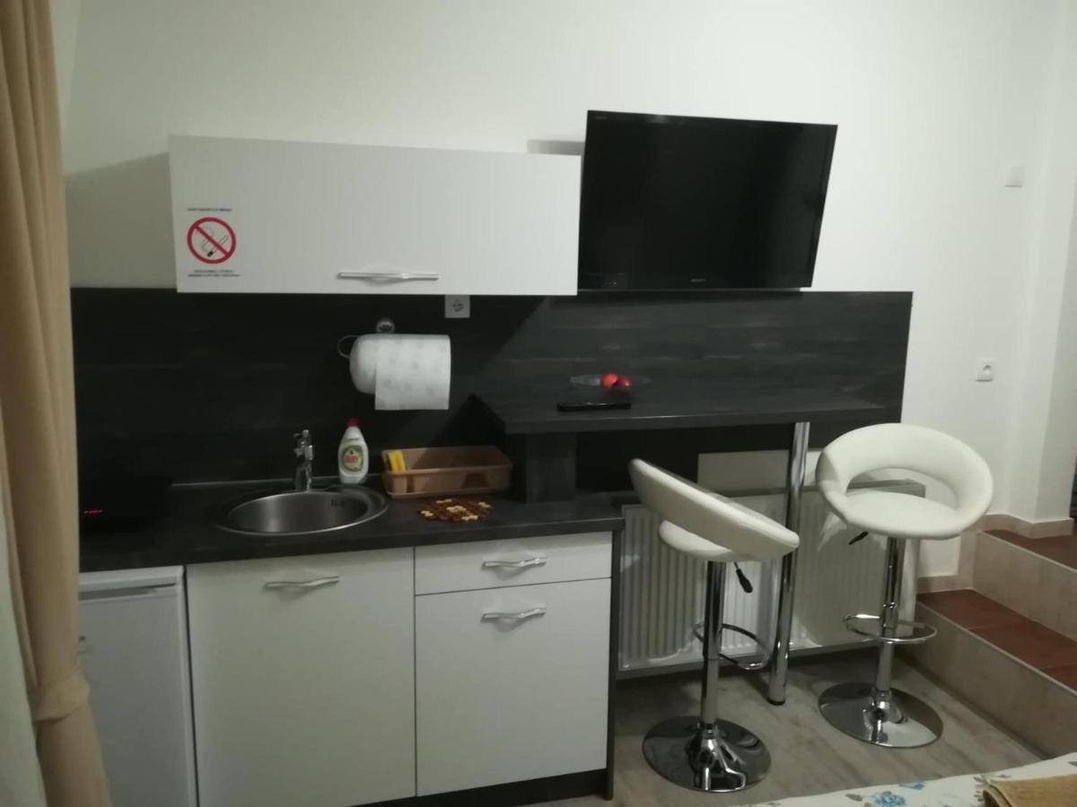 Prenociste Day Holiday Szendrő Kültér fotó