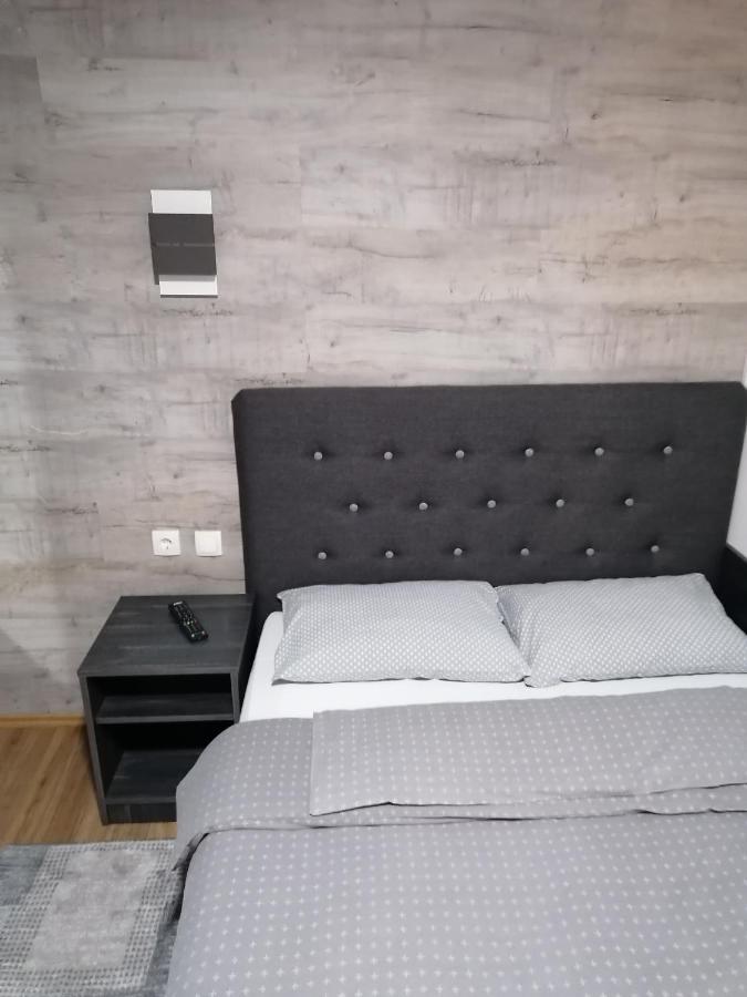 Prenociste Day Holiday Szendrő Kültér fotó