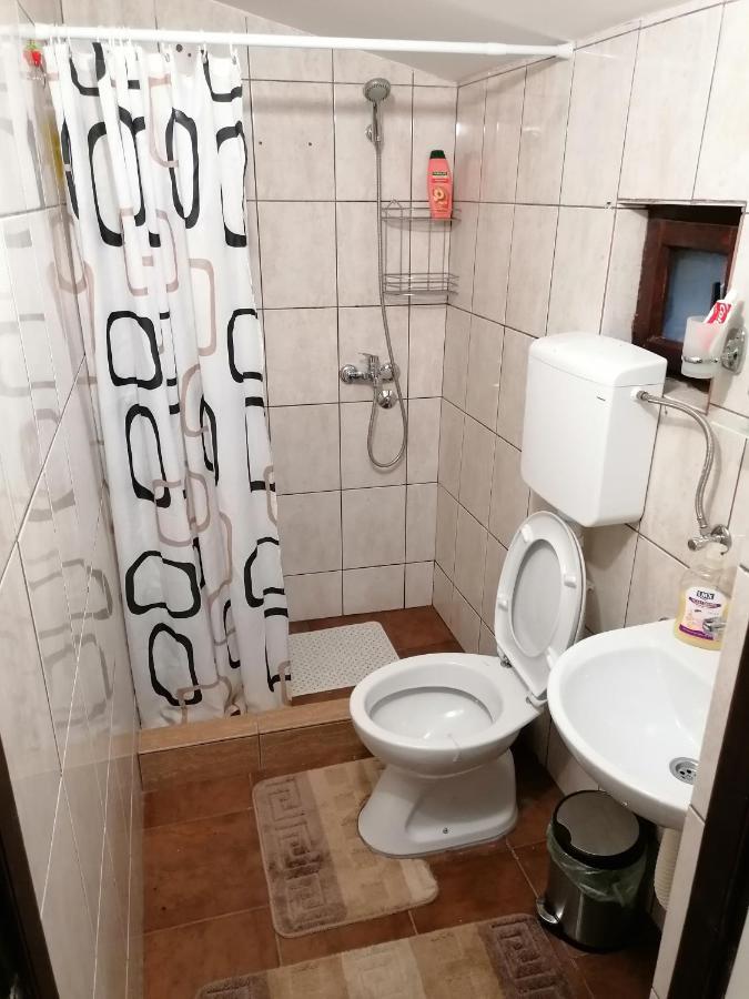 Prenociste Day Holiday Szendrő Kültér fotó