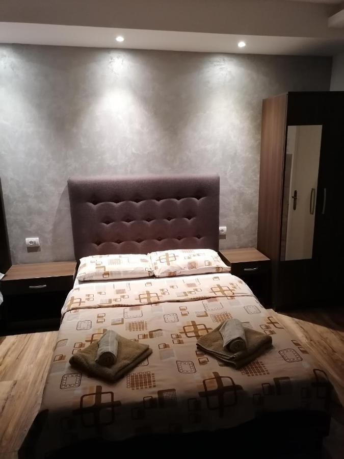 Prenociste Day Holiday Szendrő Kültér fotó
